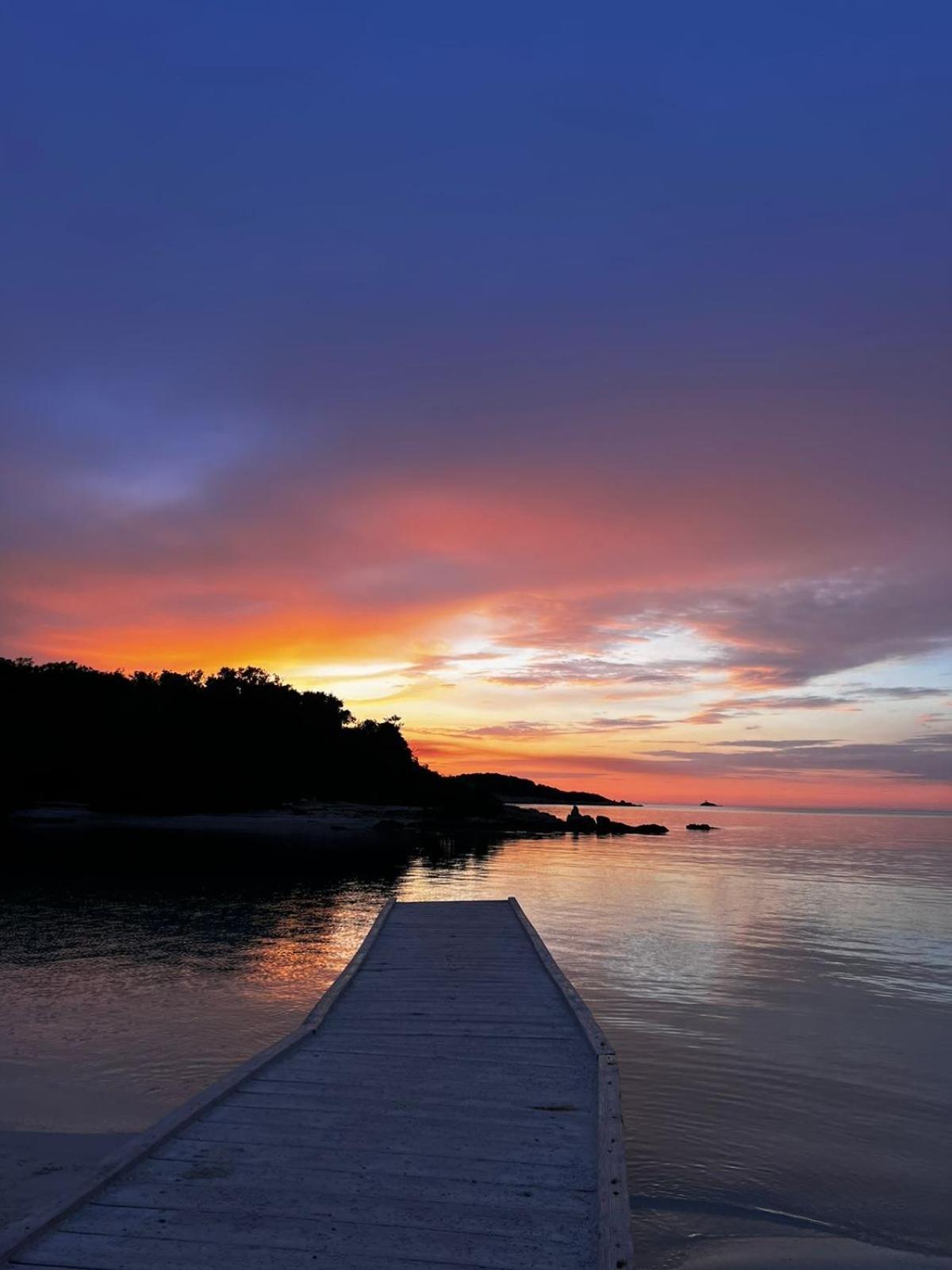 Guesthouse Moonlight Downtown Ksamil Luaran gambar