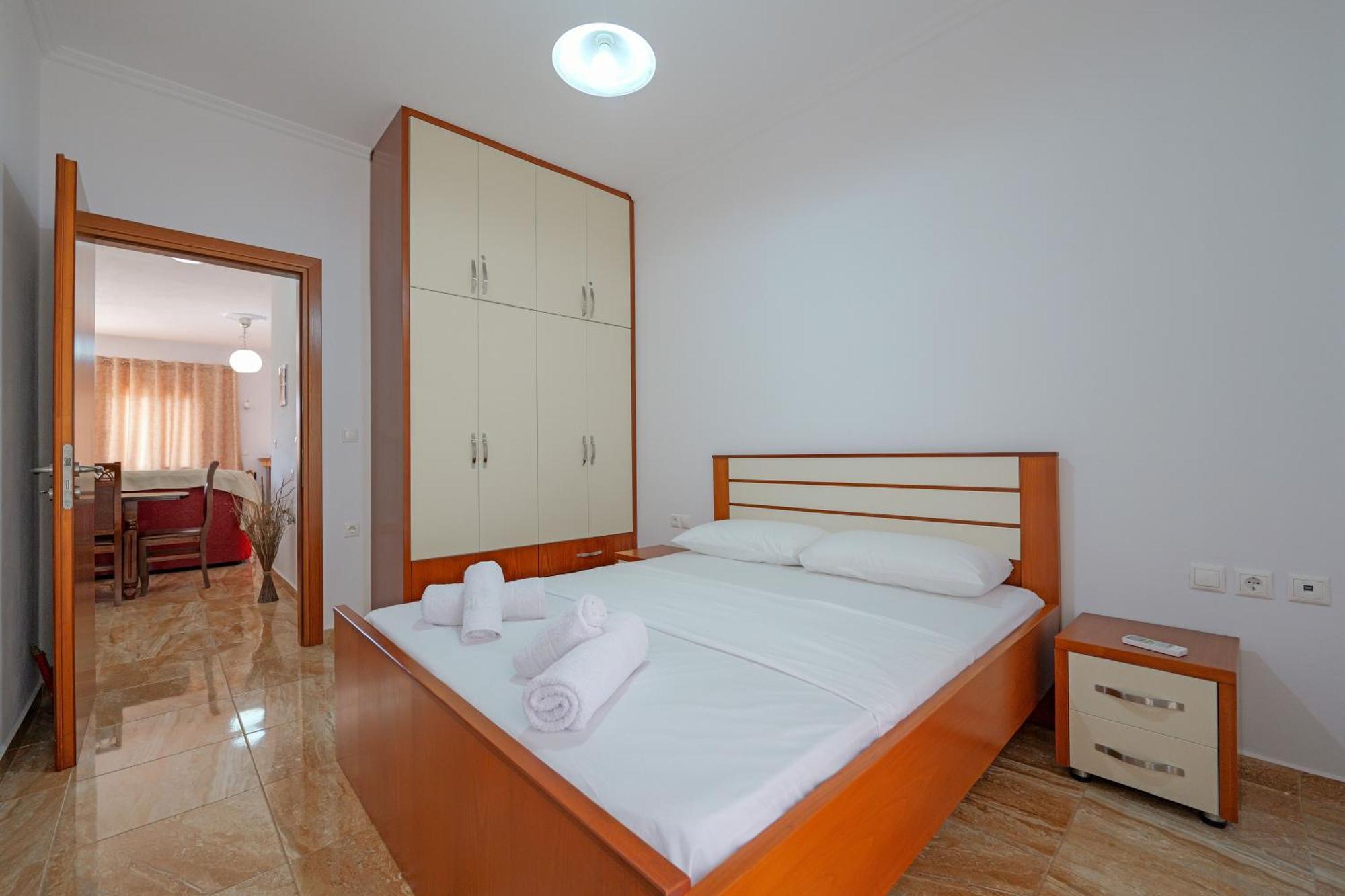 Guesthouse Moonlight Downtown Ksamil Luaran gambar